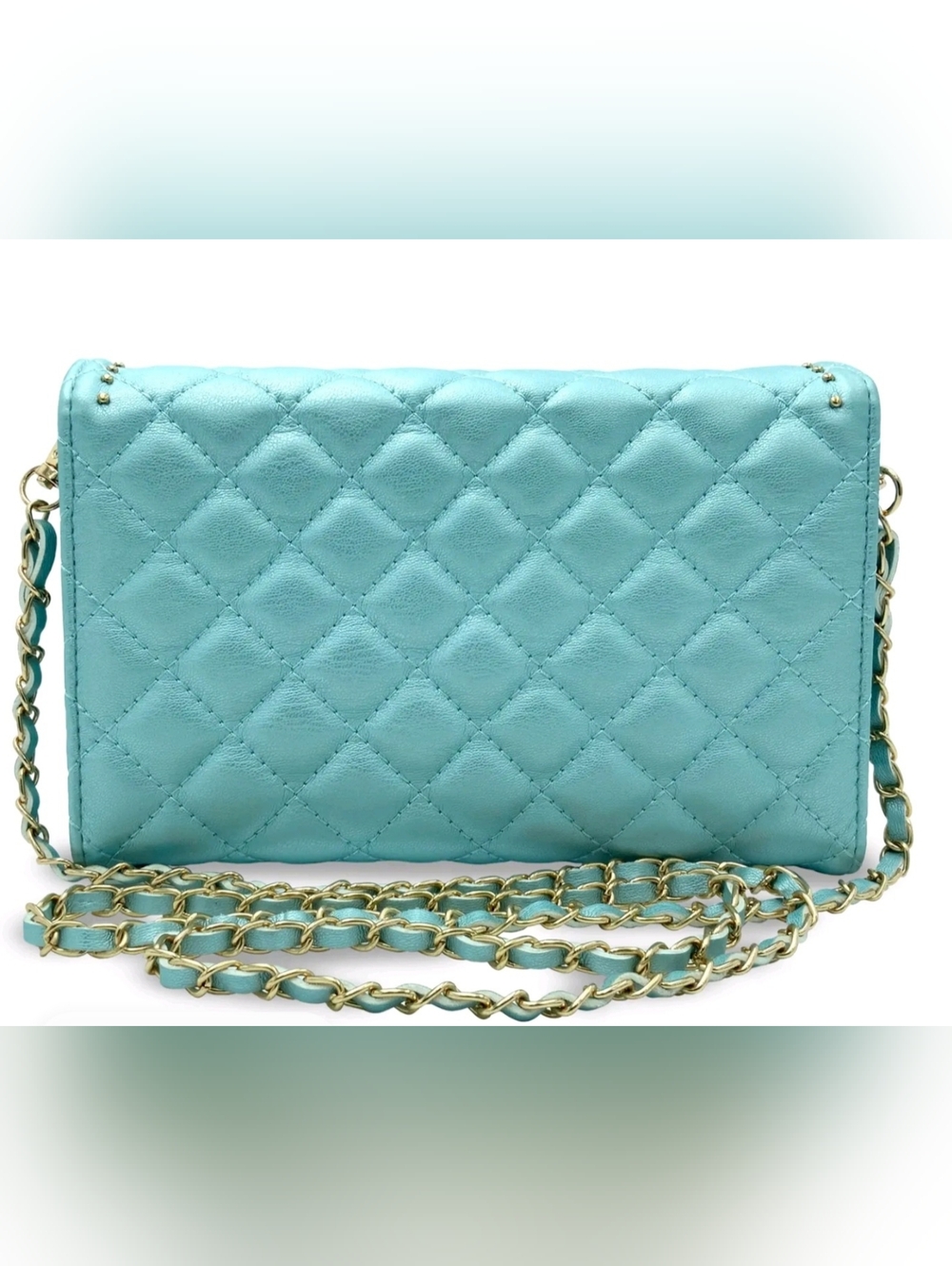 Badgley Mischka Quilted Light Blue Crossbody Wallet with Gold Chain - Picture 2 of 3